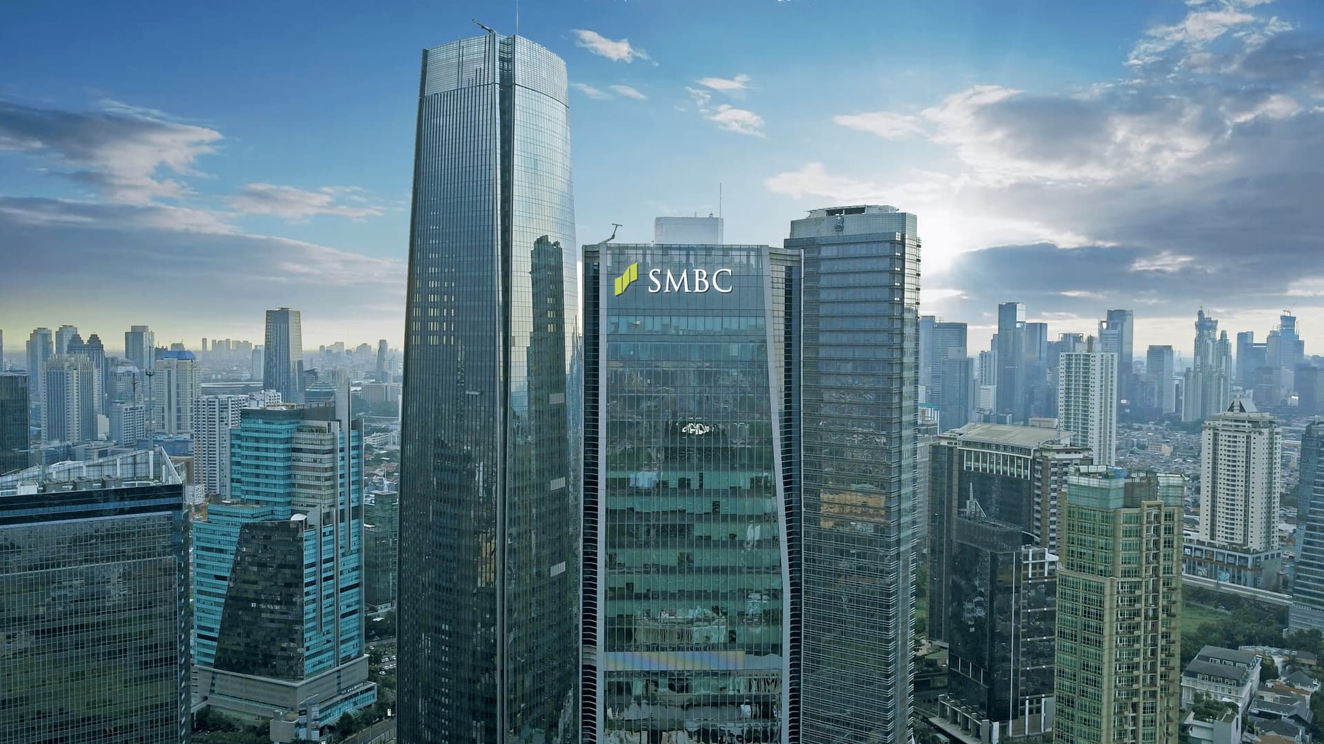 SMBC Indonesia Hadirkan Andrea Bocelli di Borobudur dan Jakarta