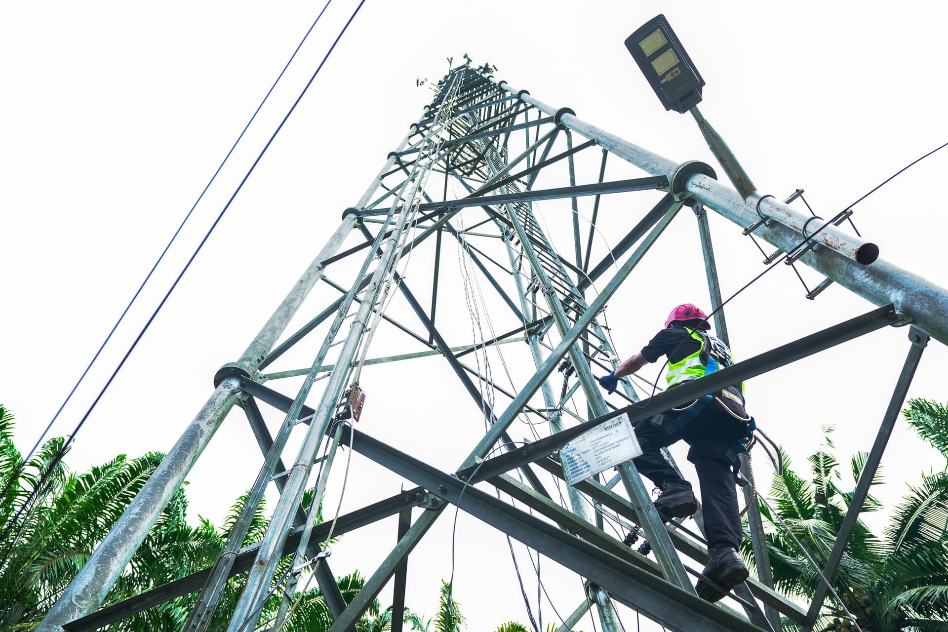 Why Booming AI Data Centers Could Send Indosat Surging to New Highs
