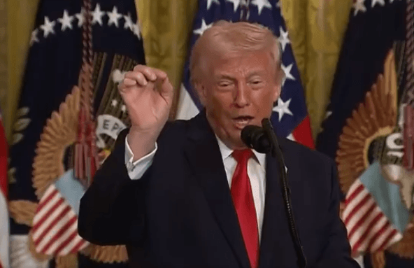 The Fed Naikkan Bunga, Trump Desak Pemangkasan Agresif