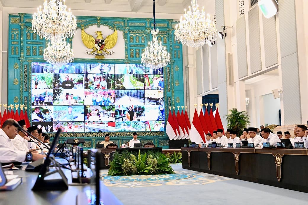 Survei PPI: Mentan Amran, Seskab Teddy, dan Menpora Erick Thohir Jadi Pejabat Berkinerja Terbaik  