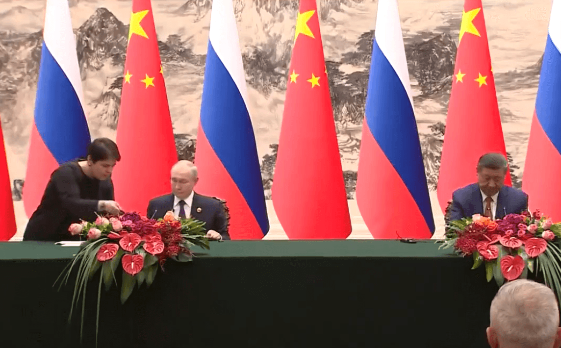 Putin: Rusia dan China Saudara Selamanya
