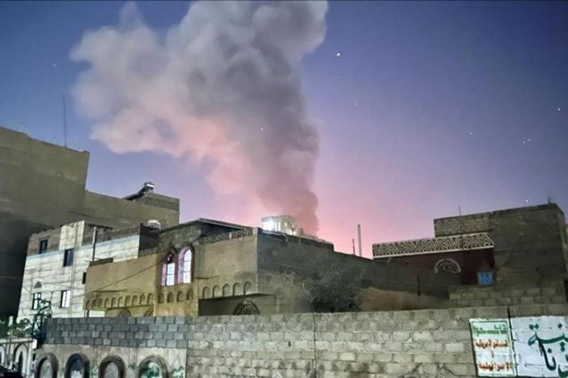 Israel Serang Houthi, Dua Dilaporkan Tewas dan Puluhan Terluka 