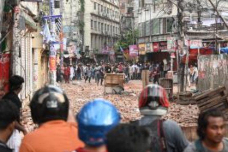 Korban Tewas Kerusuhan Bangladesh Tembus 180 Orang, Jam Malam Diperpanjang