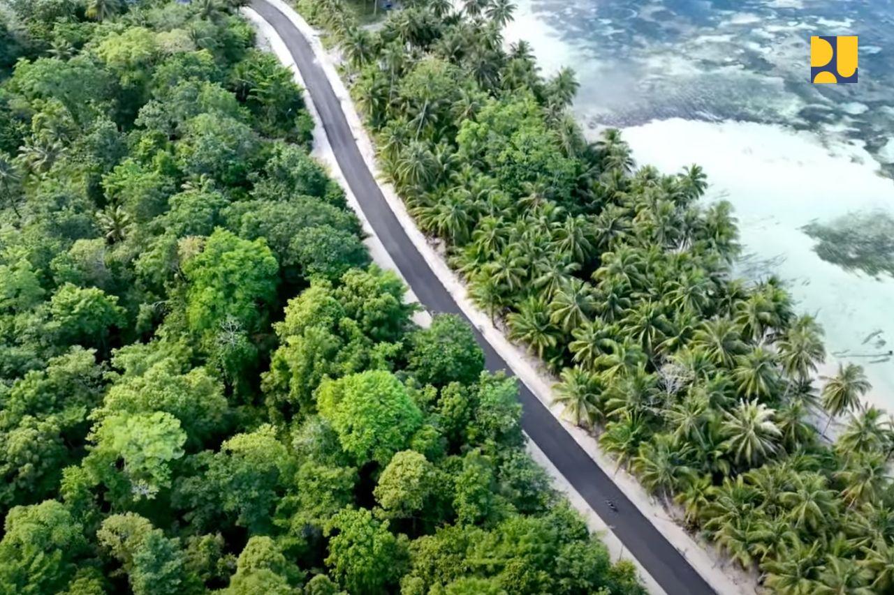 Telan Anggaran Rp 134,84 Miliar, 4 Ruas Jalan Daerah di Papua Selesai Dibangun